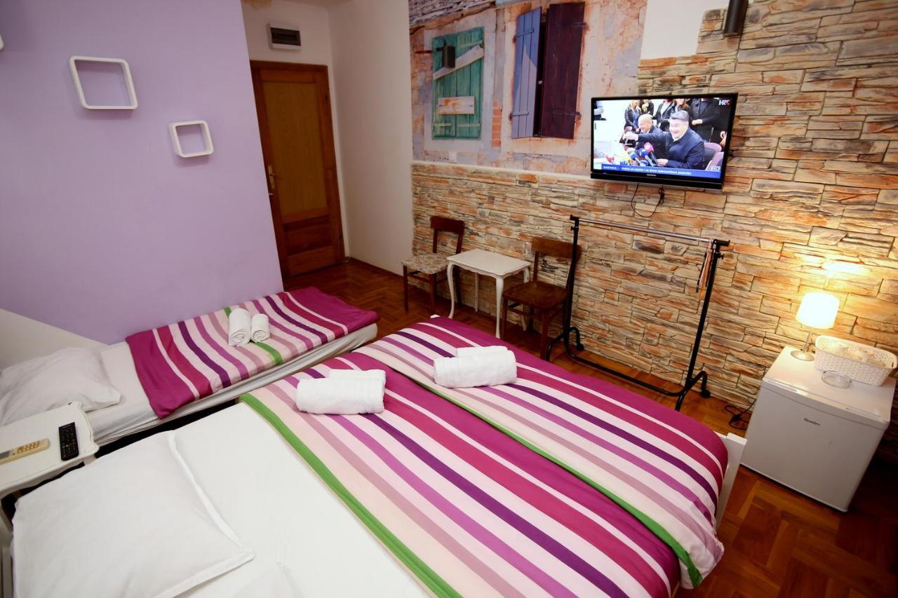Apartments Rooms Fontane Trnje - Free Parking ซาเกร็บ ภายนอก รูปภาพ